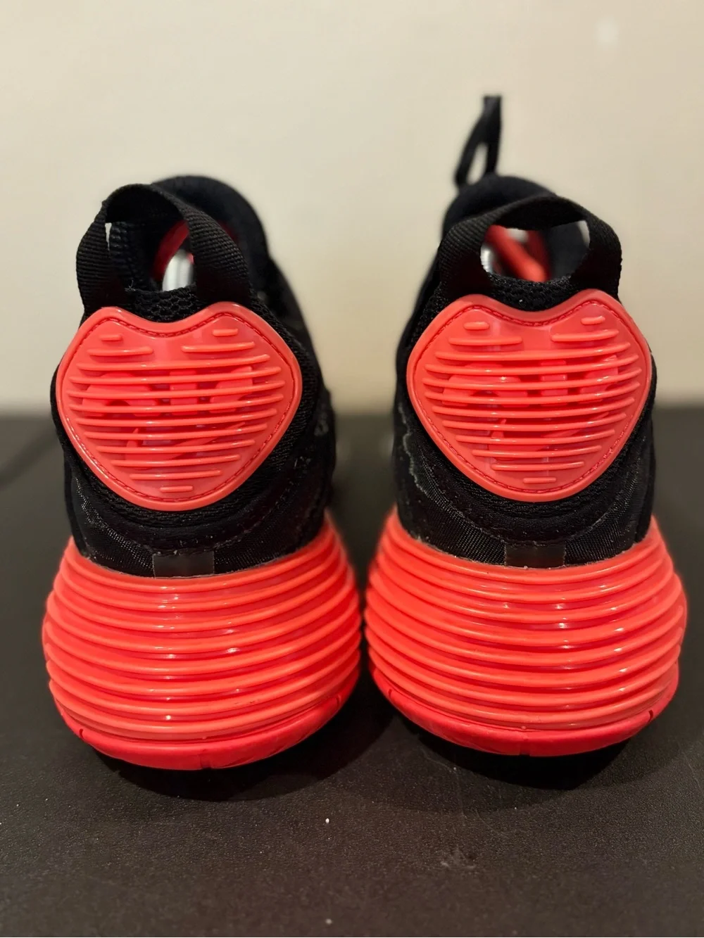 Nike Air Max 2090 Black Red Camo Men’s Size US 11 CU9174-600 - Picture 8 of 11